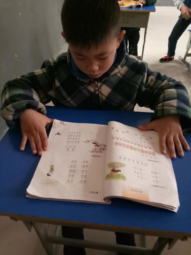 一年之計(jì)在于春，一天之計(jì)在于晨